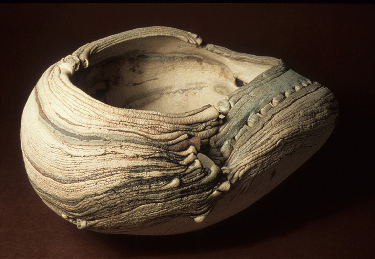 01 SusanEisen Ves Enclosureclay,612'Hx12x9