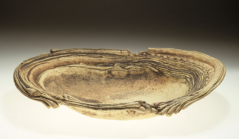 15 SusanEisen Ves SandyHollow Clay, 3' H X 15 X 12