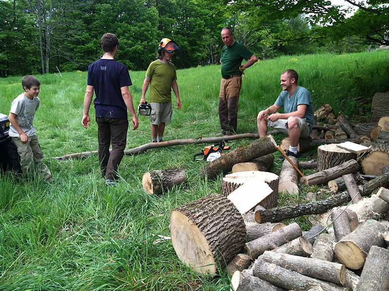 24 SpiritSongfamily Firewood Team 0572